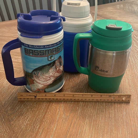 Large Cups - Picture 4 of 4